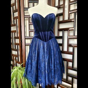 Alice Paris Blue strapless dress (Size 4 juniors)